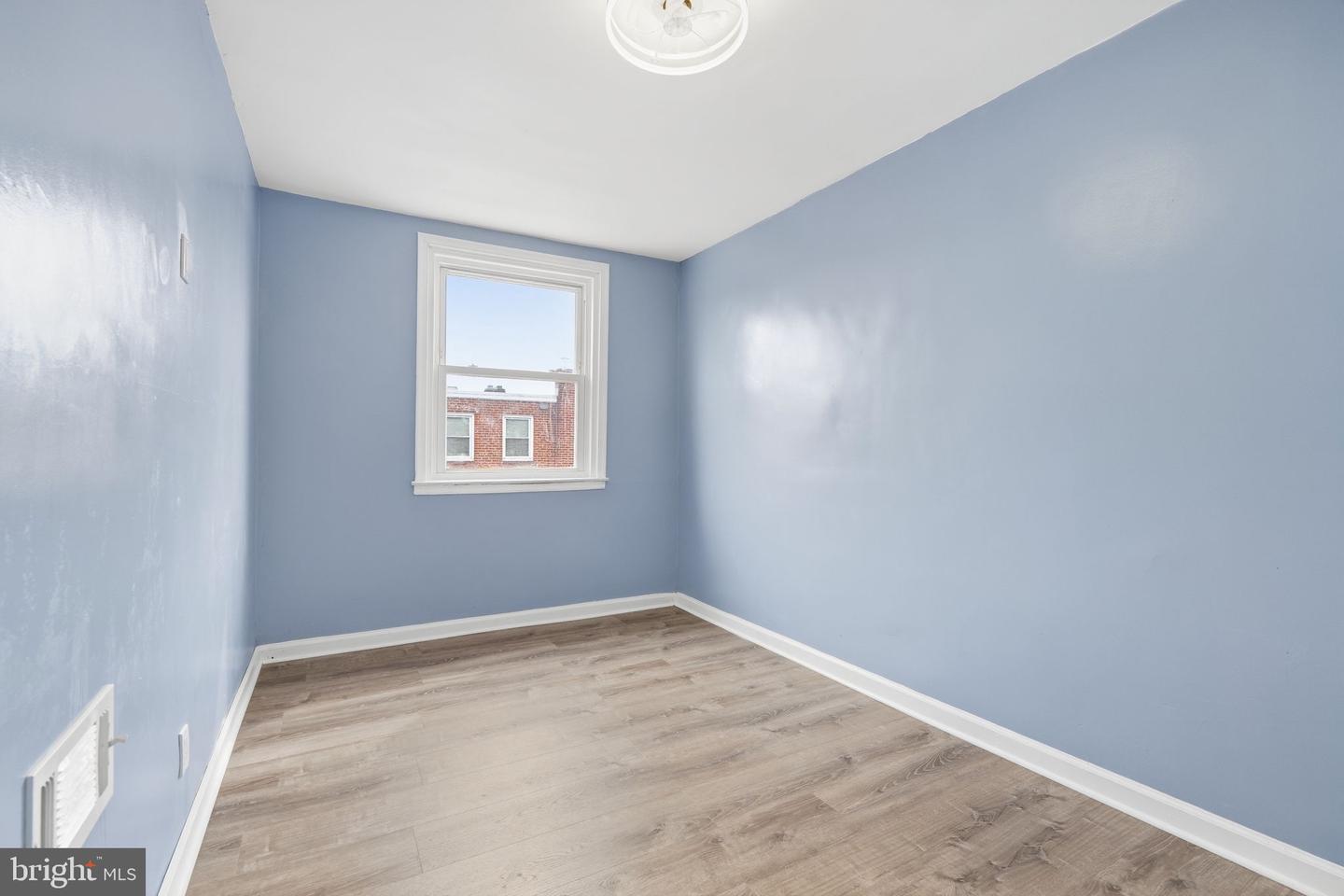 6619 Cottage St Property Photo 16