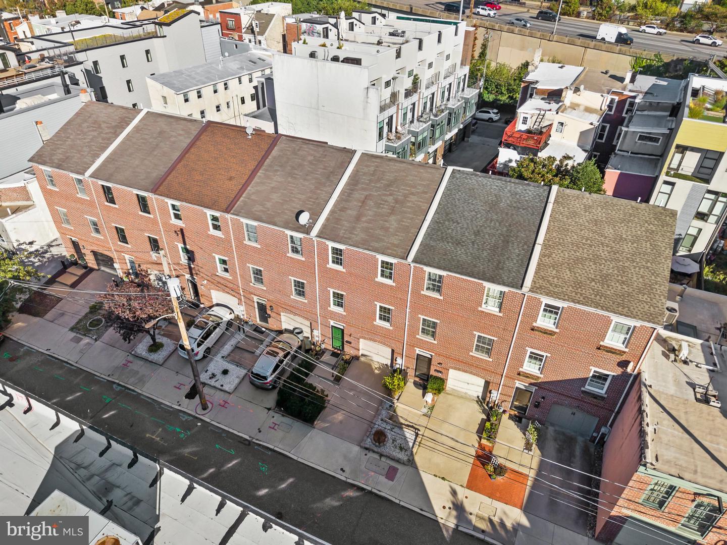 913 N Hancock St Property Photo 45