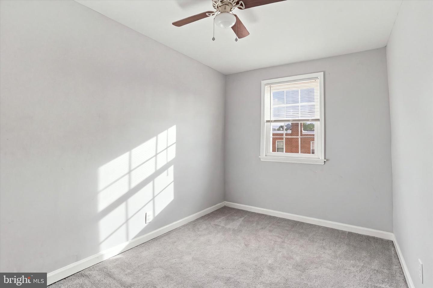 8636 Forrest Ave Property Photo 17