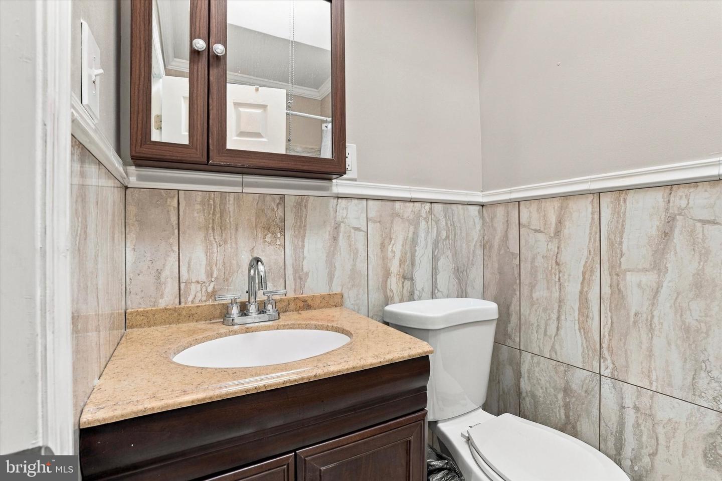 8636 Forrest Ave Property Photo 18