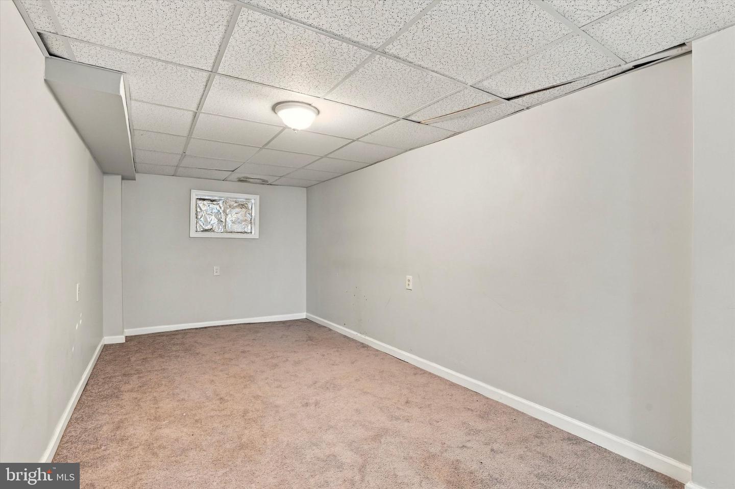 8636 Forrest Ave Property Photo 23