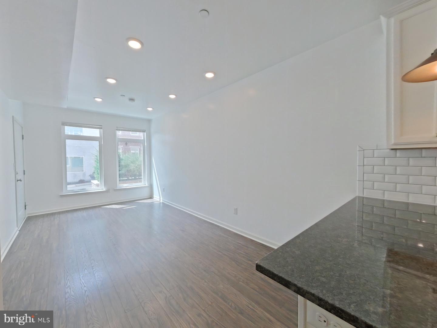 6619 Ridge Ave #402 Property Photo 6
