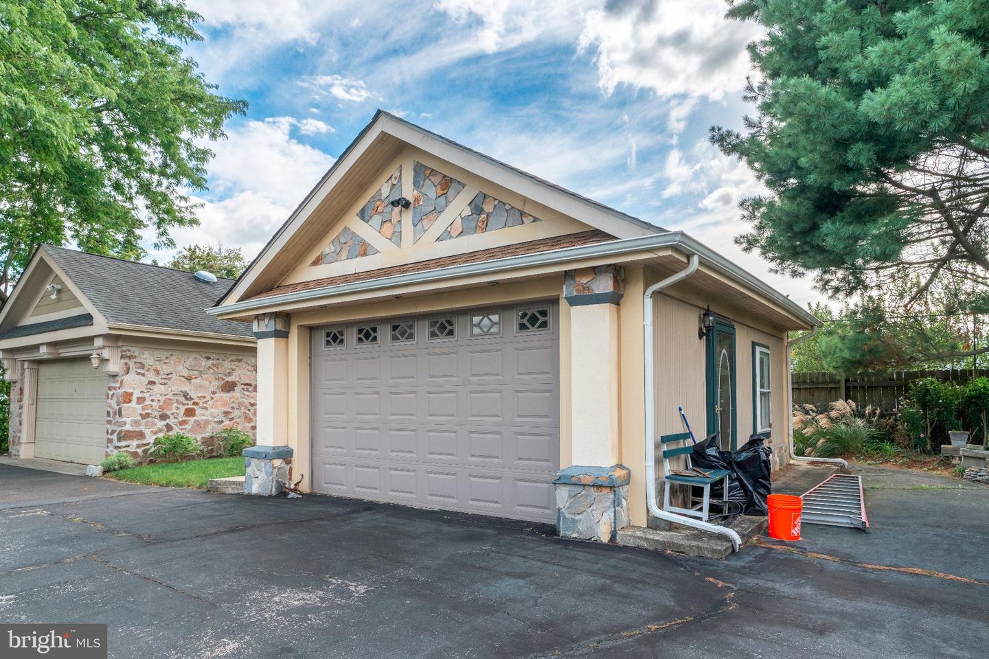 694 Welsh Rd Property Photo 44