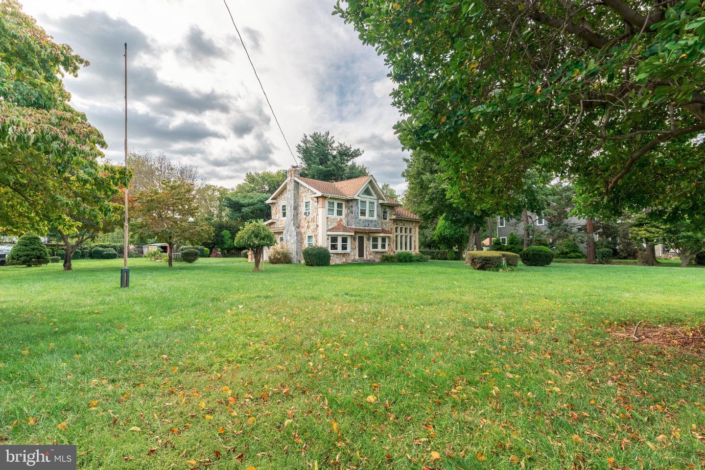 694 Welsh Rd Property Photo 47
