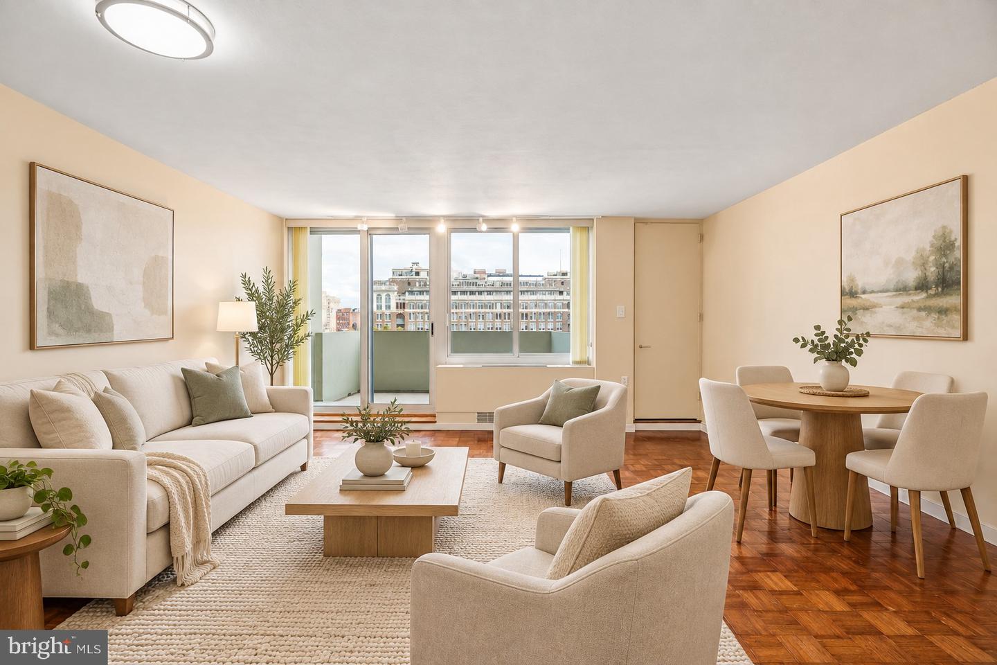 604 S WASHINGTON SQ #1308 Property Photo 1