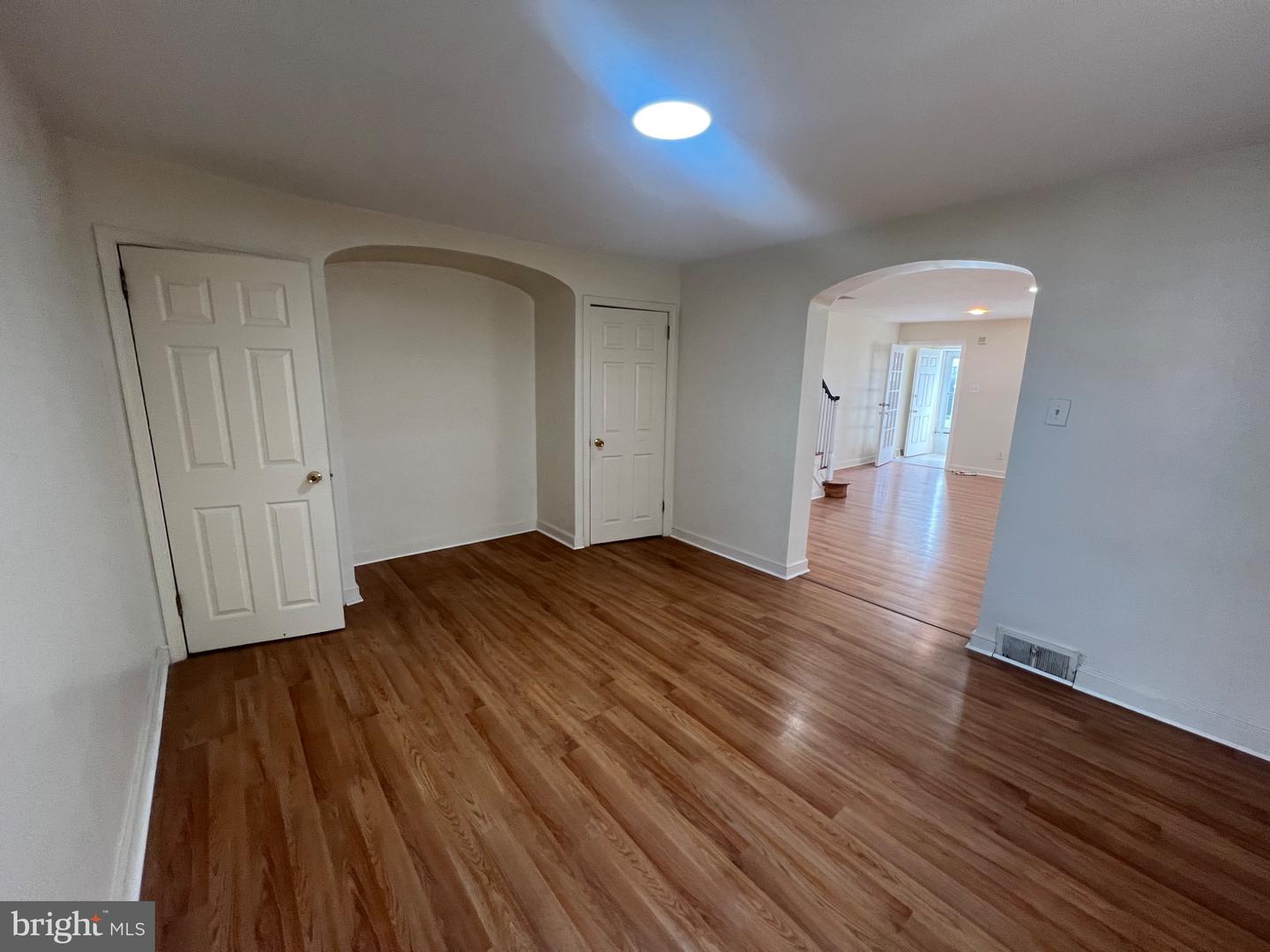 1109 Kerper St Property Photo 7