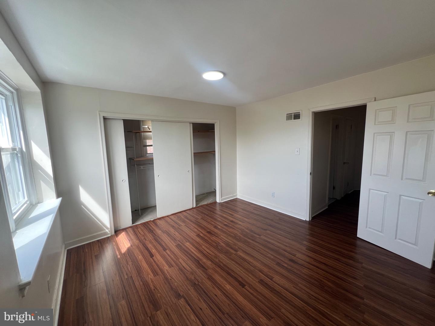 1109 Kerper St Property Photo 13