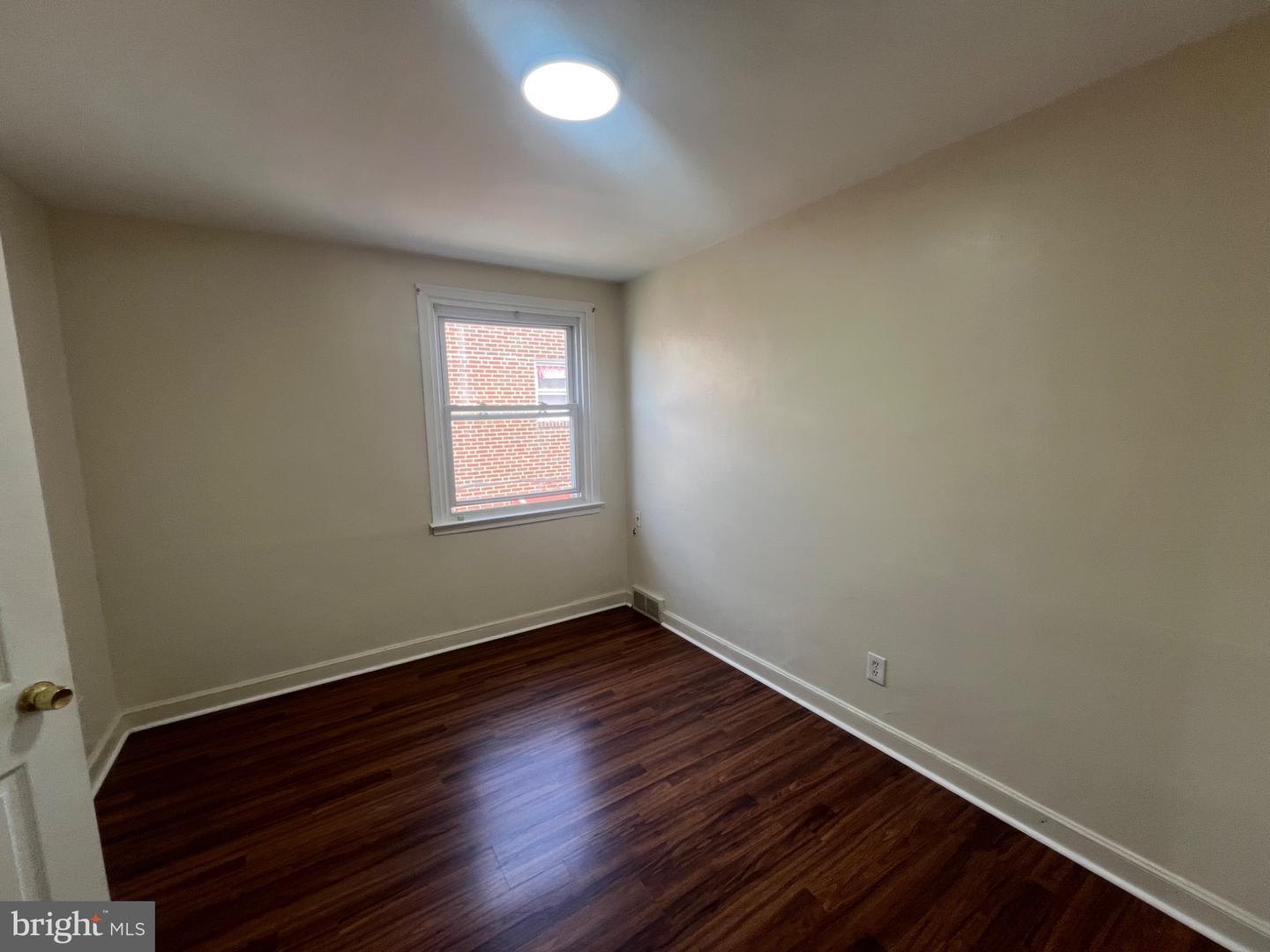 1109 Kerper St Property Photo 14
