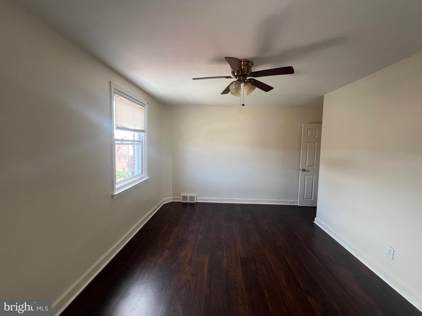 1109 Kerper St Property Photo 18