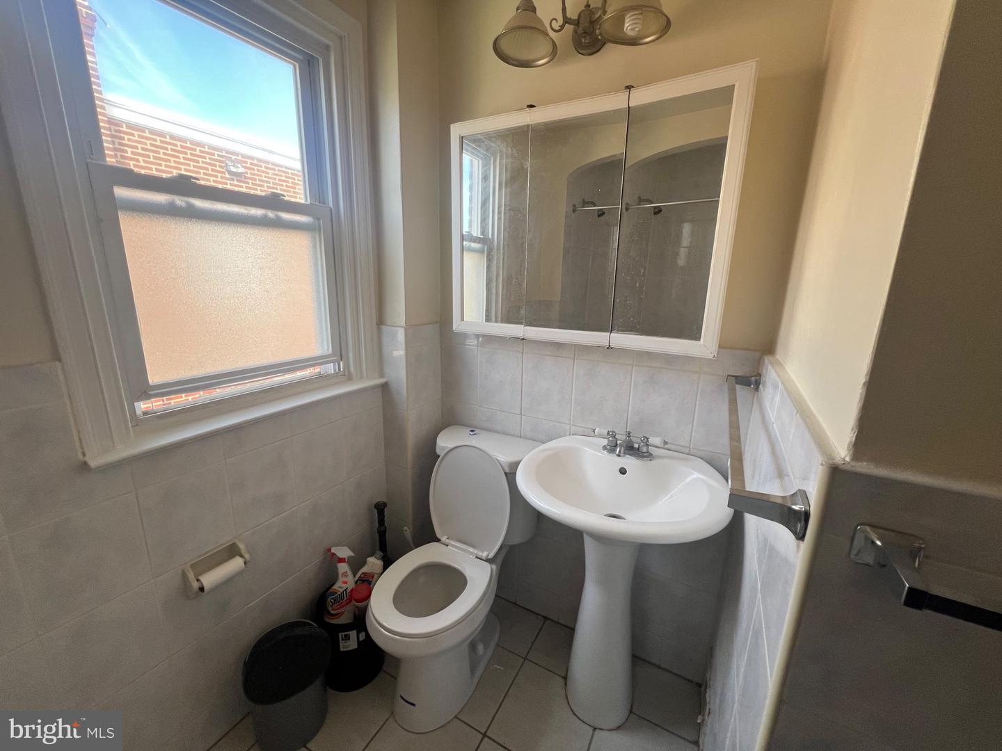1109 Kerper St Property Photo 20