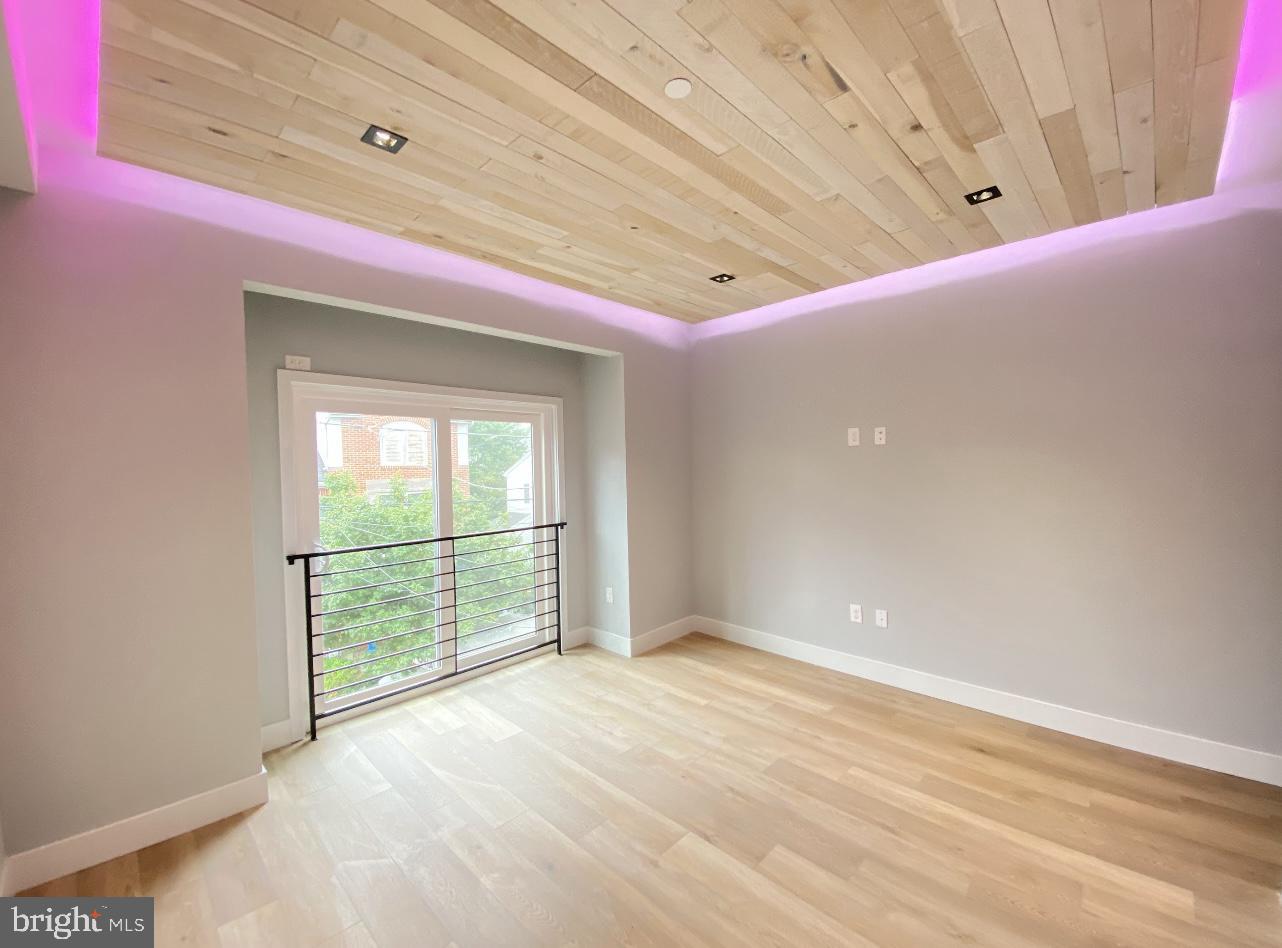 1718 N Bouvier St #b Property Photo 9
