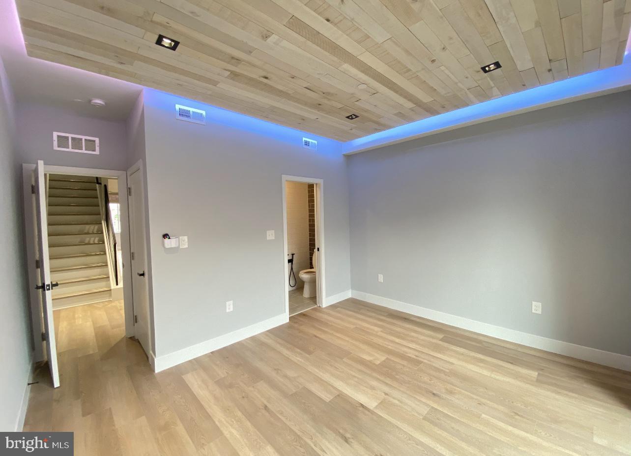 1718 N Bouvier St #b Property Photo 15
