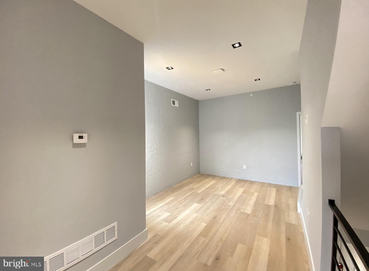 1718 N Bouvier St #b Property Photo 21