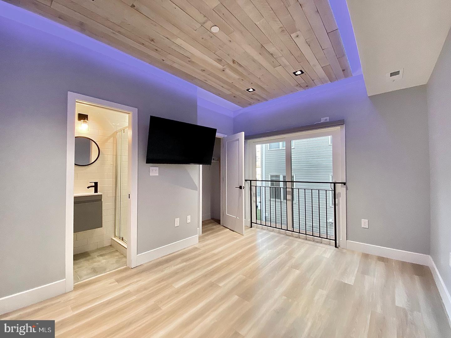 1714 N Bouvier St #b Property Photo 8