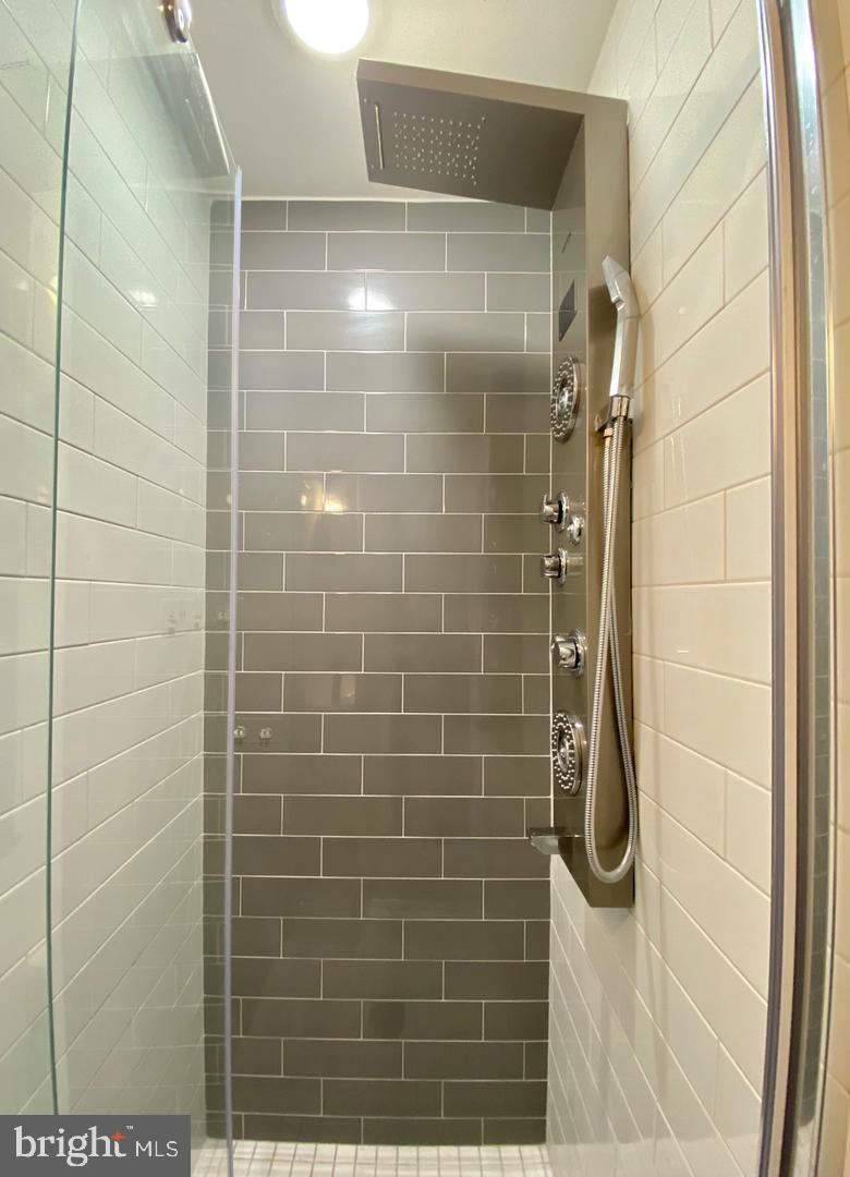 1714 N Bouvier St #b Property Photo 11