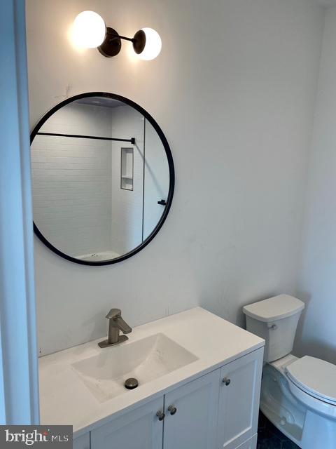 2434 N Mascher St Property Photo 4
