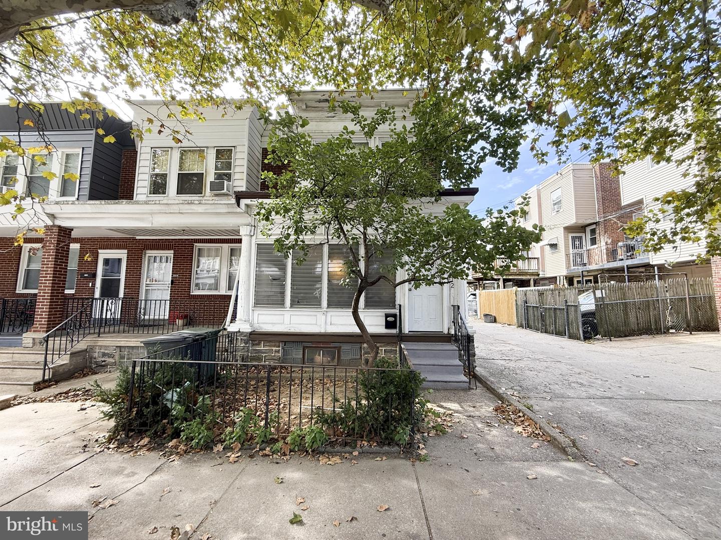 1112 E Sanger St Property Photo 1