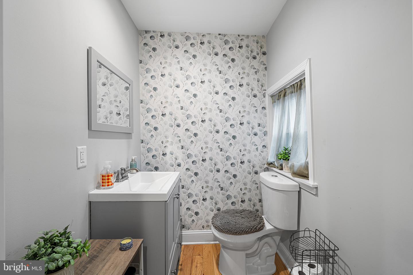 2038 Pierce St Property Photo 8