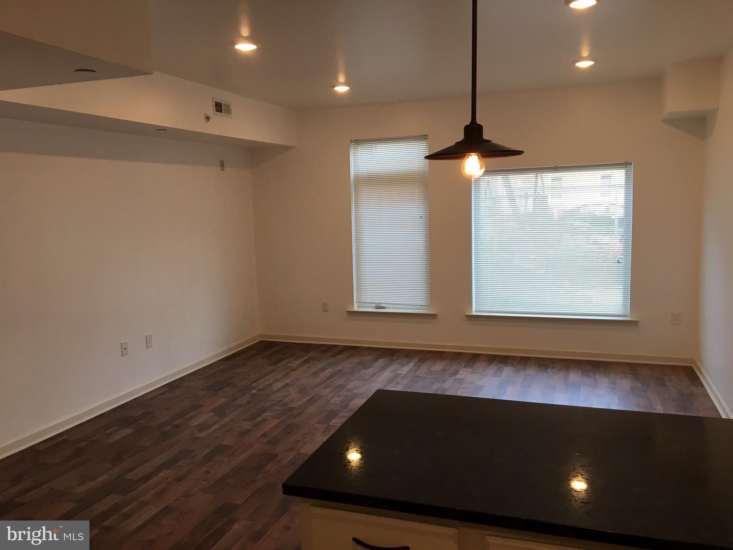6619 Ridge Ave #201 Property Photo 6