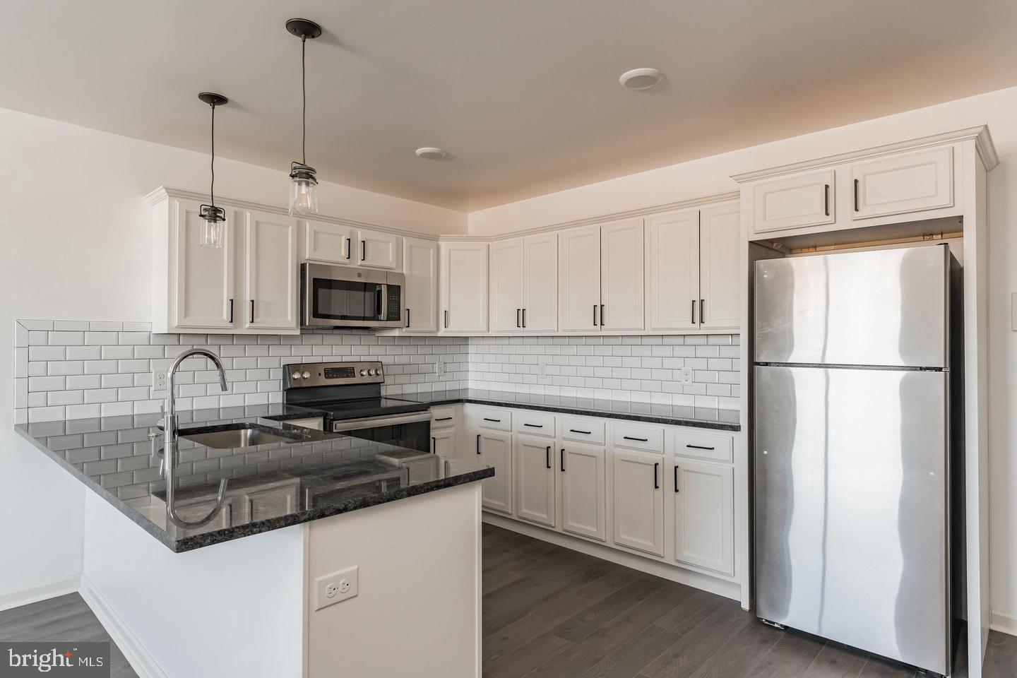 6649 RIDGE AVE #B408 Property Photo 1