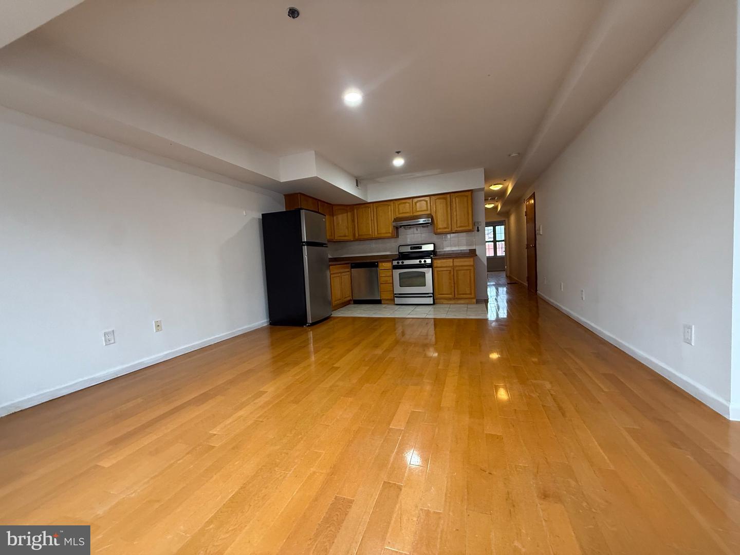 455 N 12th St #b Property Photo 2
