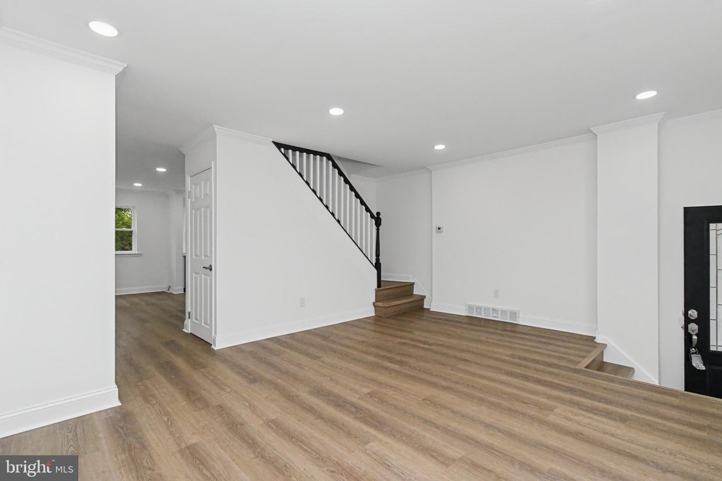 12338 Wyndom Rd Property Photo 4