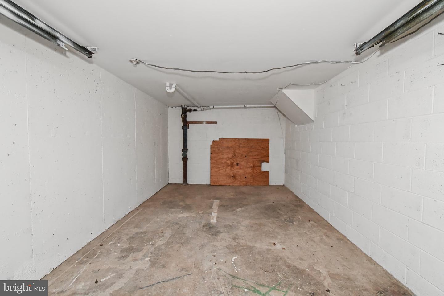 12338 Wyndom Rd Property Photo 29