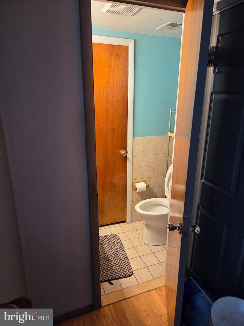 8406 Lyons Pl Property Photo 16