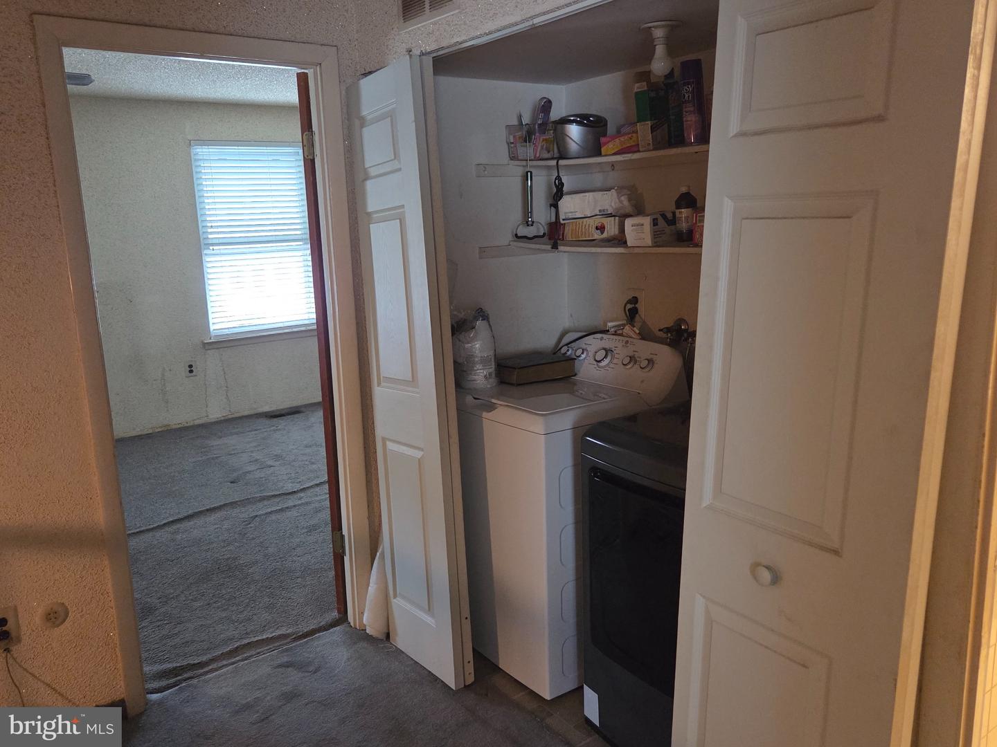 8406 Lyons Pl Property Photo 22