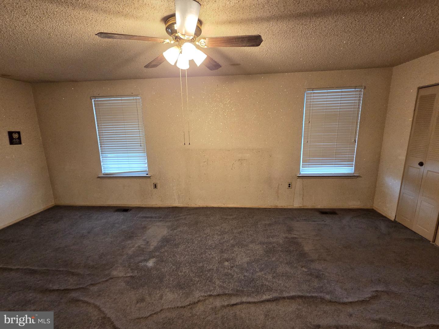 8406 Lyons Pl Property Photo 24