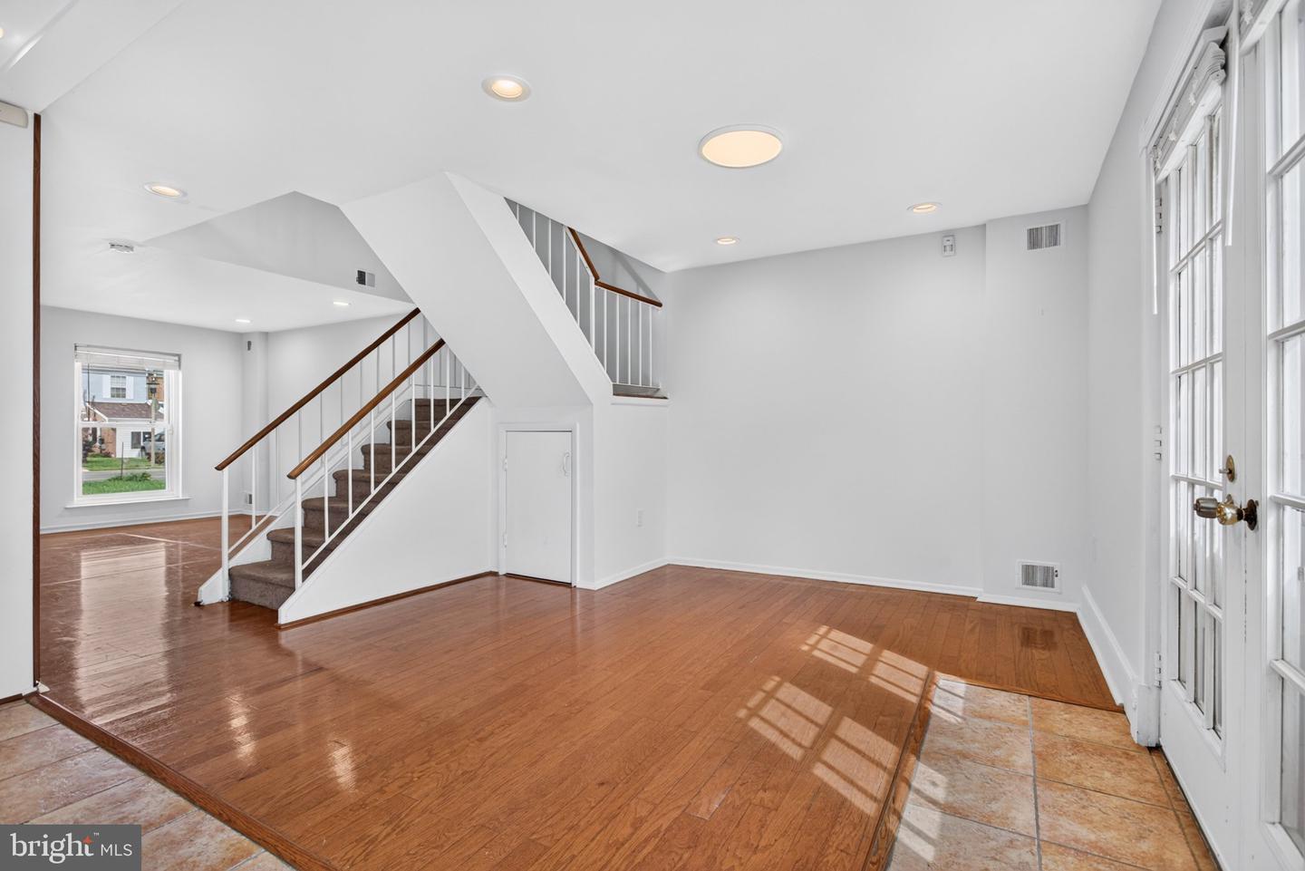 8408 Lyons Pl Property Photo 11
