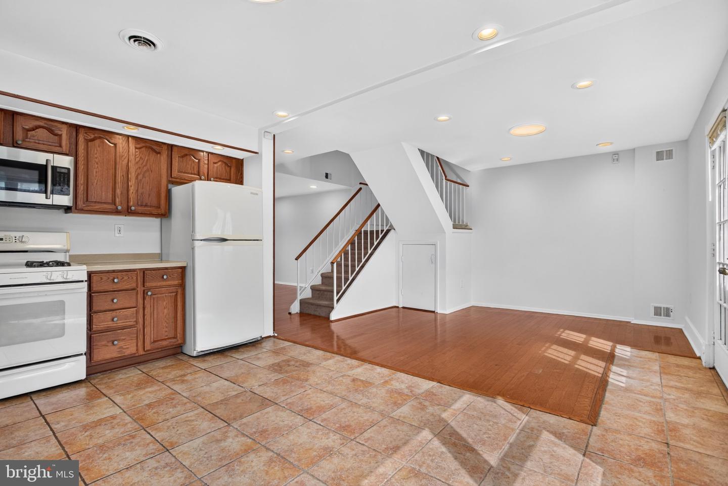 8408 Lyons Pl Property Photo 16