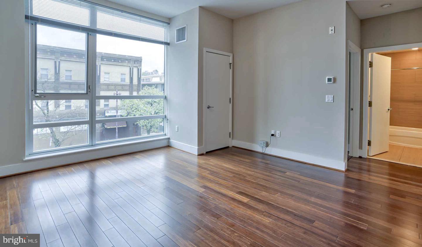 521 S Broad St #710 Property Photo 15