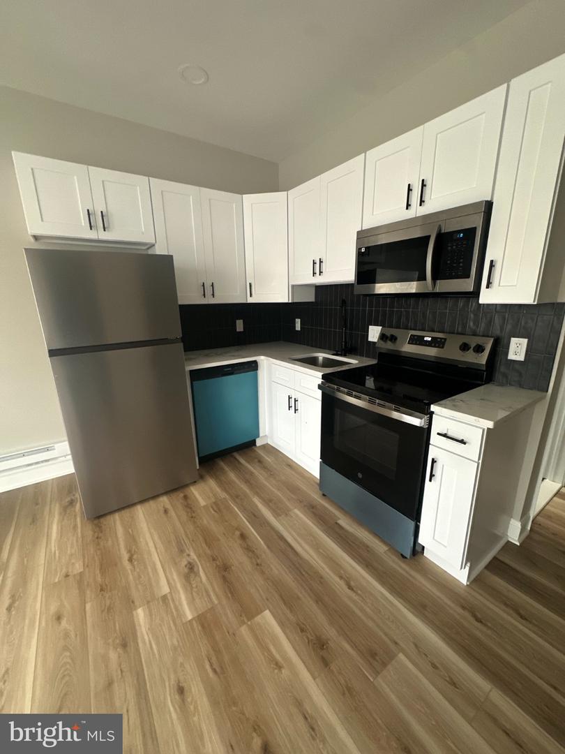 6136 SANSOM ST #2 Property Photo 1