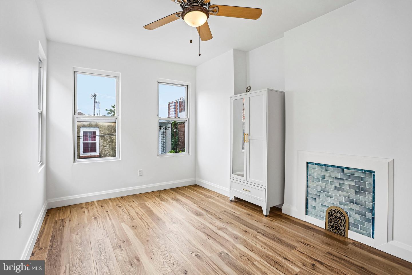 2304 Nicholas St Property Photo 27