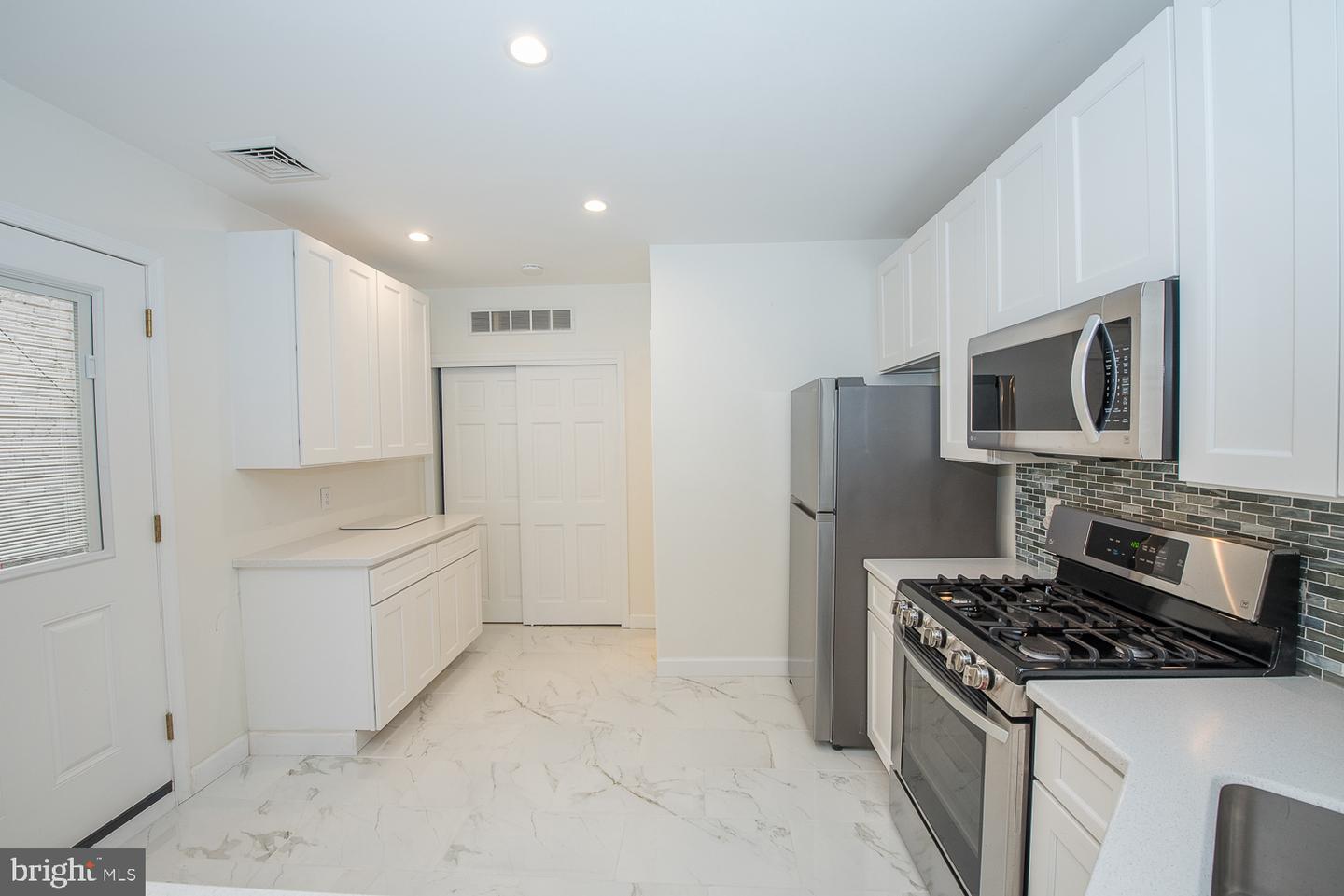 531 S 17th Street Property Photo 12