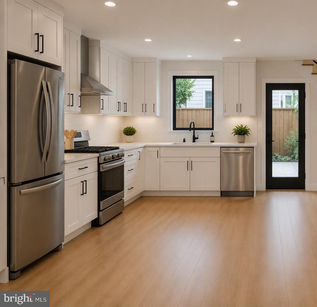 1103 CLAY ST Property Photo 1