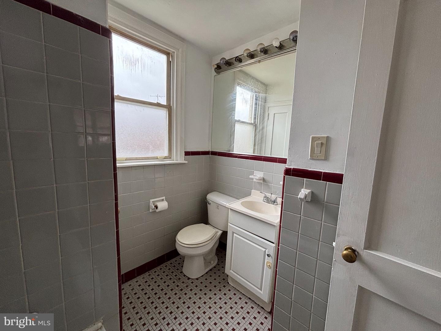 2815 S Mildred St Property Photo 10