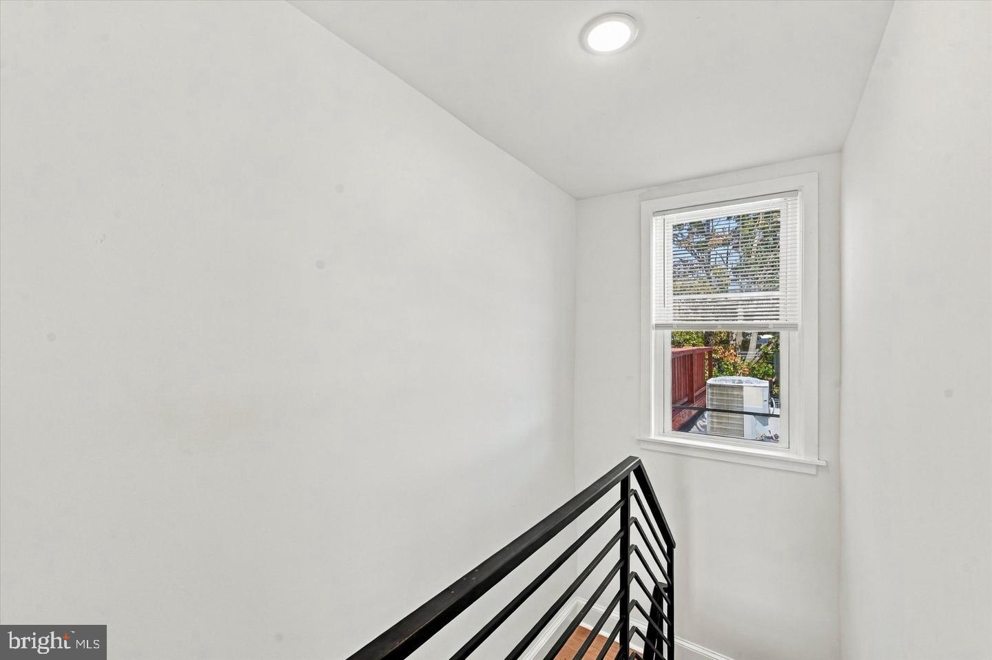 2821 Poplar St #2 Property Photo 19