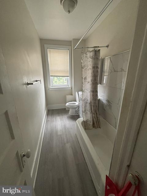 5723 Spruce St Property Photo 6