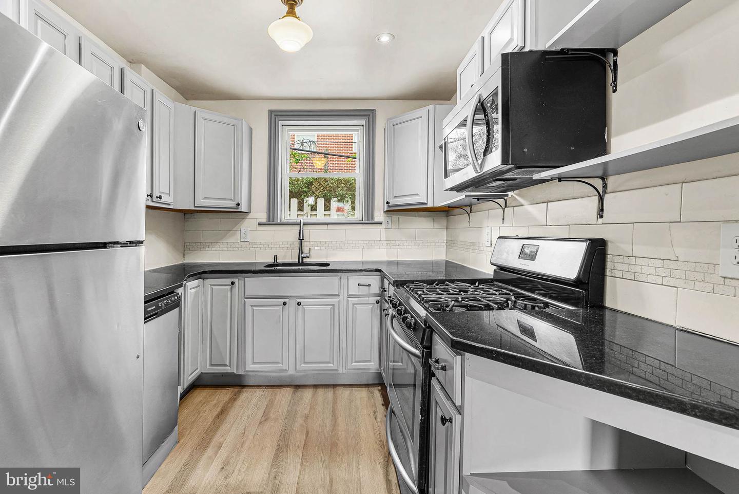 1107 Brandywine St Property Photo 6