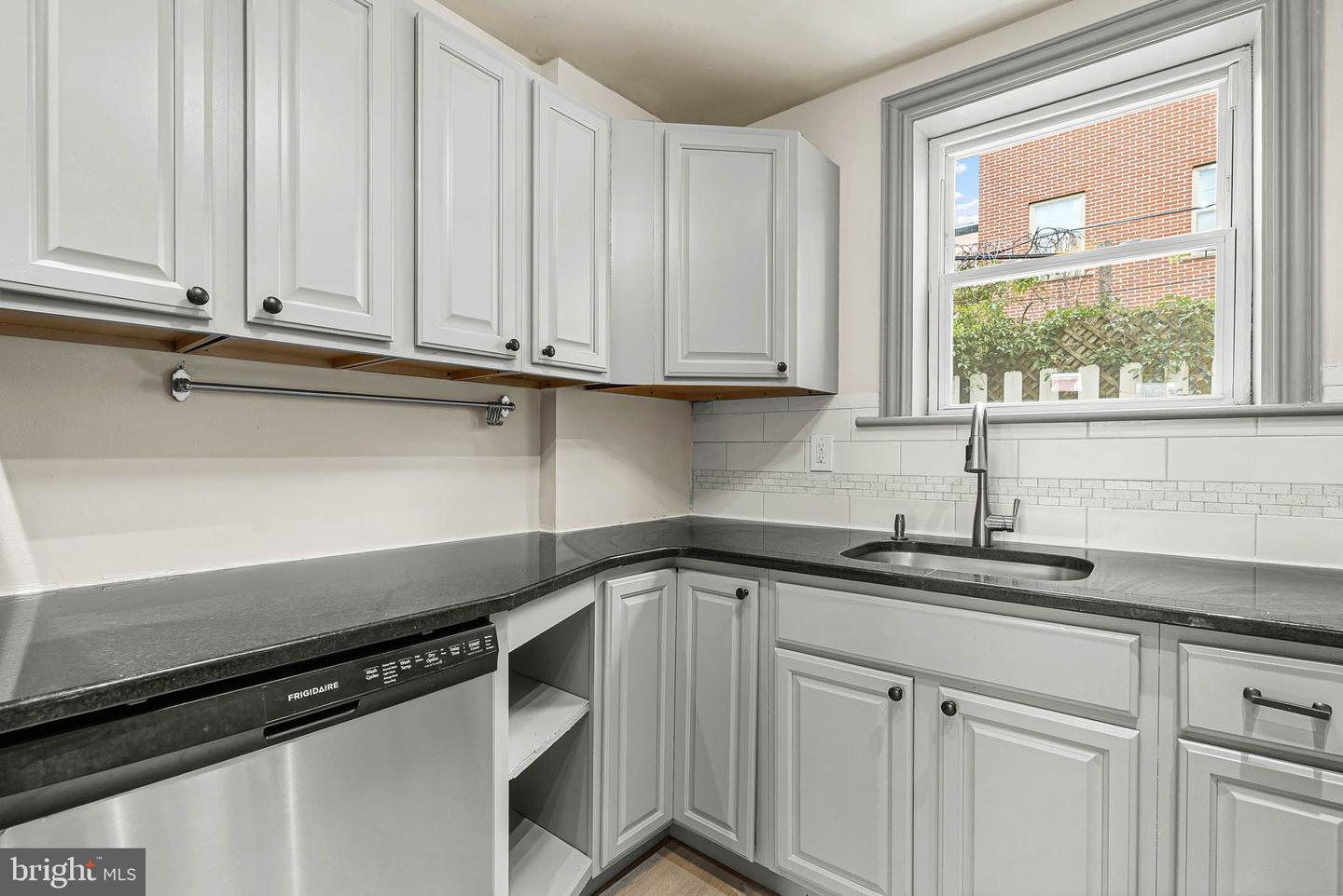 1107 Brandywine St Property Photo 7