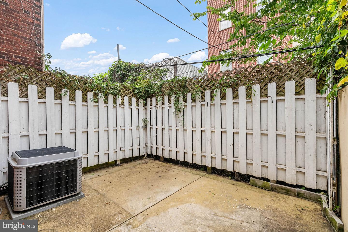 1107 Brandywine St Property Photo 8
