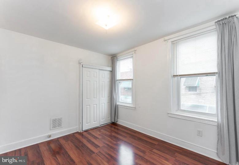 2050 S Beechwood St Property Photo 17