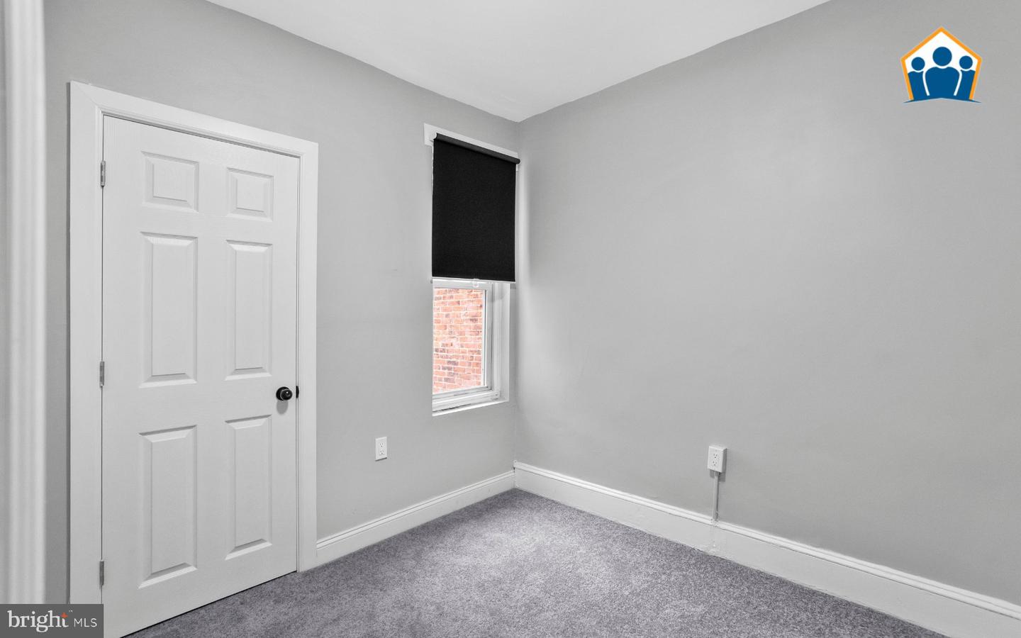 3218 N Hope St Property Photo 8