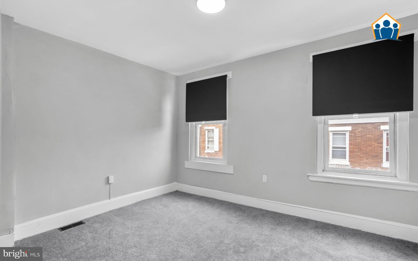 3218 N Hope St Property Photo 13