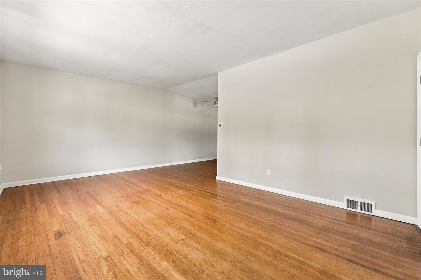 704 Hill Rd Property Photo 11
