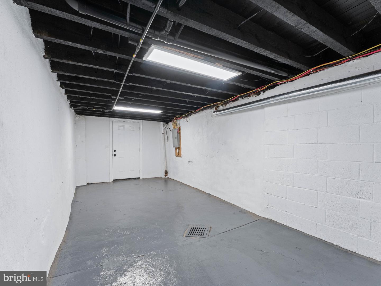 7026 Forrest Ave Property Photo 26