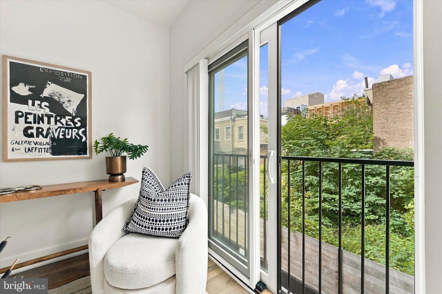 1723 Francis St #2c Property Photo 11