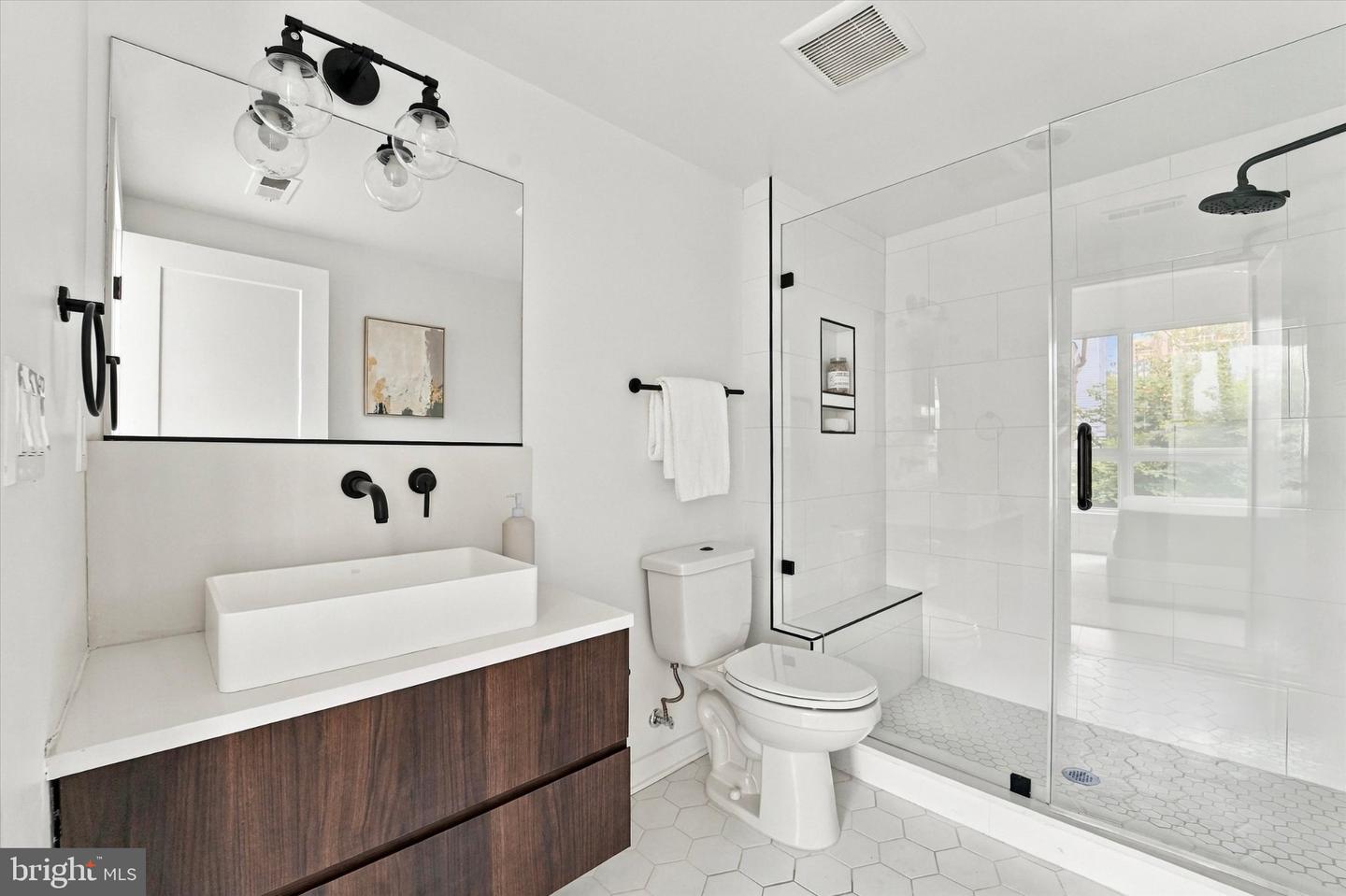 1723 Francis St #2c Property Photo 20